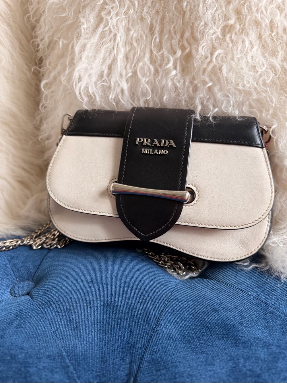 prada Signature Sidonie crossbody bag